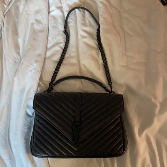 YSL COLLEGE LARGE IN QUILTED LEATHER ALL BLACK - Picture 11 of 14